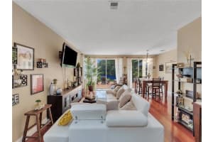 593 NW 87th Terrace, Coral Springs, FL 33071, Sold 09/10/21
