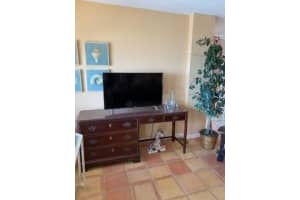 305 N Pompano Beach Blvd, Pompano Beach, FL 33062, Sold 10/23/21