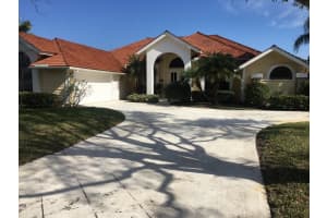 18651 SE Lakeside Way, Tequesta, FL 33469, Sold 09/17/21