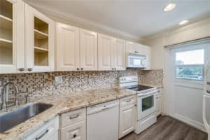 900 SW 12th St, Fort Lauderdale, FL 33315, Sold 09/07/21