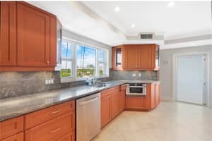 333 Sunset Dr, Fort Lauderdale, FL 33301, Sold 09/16/21