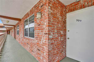 801 NE 18th Ct, Fort Lauderdale, FL 33305, Sold 09/20/21