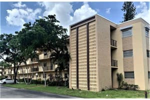 101 Berkley Rd, Hollywood, FL 33024, Sold 11/05/21