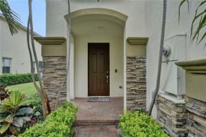 5231 Falcon Trail, Davie, FL 33314, Sold 09/15/21