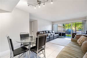 4215 N University Dr, Sunrise, FL 33351, Sold 11/09/21