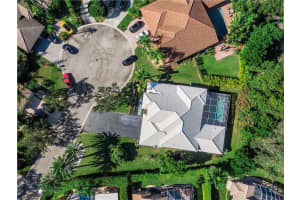 9961 NW 61st Ct, Parkland, FL 33076, Sold 08/27/21