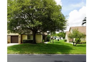 116 Village Walk Dr, Royal Palm Beach, FL 33411, Sold 09/23/21