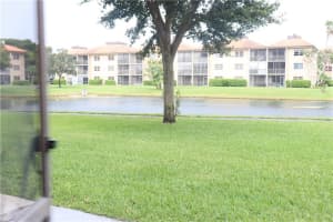 7980 NW 50th St, Lauderhill, FL 33351, Sold 10/28/21