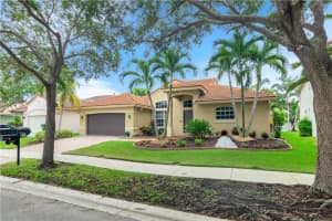 962 Greenwood Rd, Weston, FL 33327, Sold 10/28/21