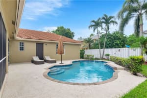 962 Greenwood Rd, Weston, FL 33327, Sold 10/28/21