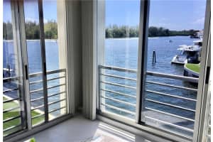 850 NE Spanish River Blvd # 16, Boca Raton, FL 33431, Sold 01/18/22