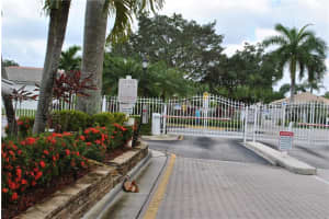 5251 NW 116th Ave, Coral Springs, FL 33076, Sold 11/09/21