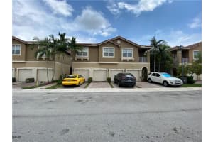 9130 Pershore Pl, Tamarac, FL 33321, Sold 10/15/21