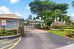 5530 Lakeside Dr, Margate, FL 33063, Sold 11/30/21