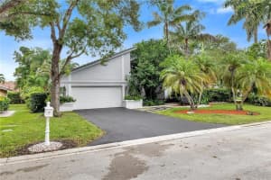 209 NW 123rd Ln, Coral Springs, FL 33071, Sold 09/09/21