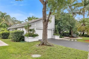 209 NW 123rd Ln, Coral Springs, FL 33071, Sold 09/09/21