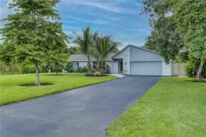 14091 SW 26th Ct, Davie, FL 33330, Sold 09/17/21