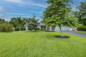 14091 SW 26th Ct, Davie, FL 33330, Sold 09/17/21