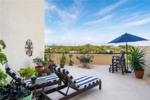 2555 Collins Ave, Miami Beach, FL 33140, Sold 04/27/22