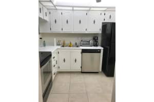 4334 NW 9th Ave #3b, Pompano Beach, FL 33064, Sold 09/13/21