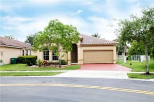 5231 SW 141st Ave, Miramar, FL 33027, Sold 08/27/21