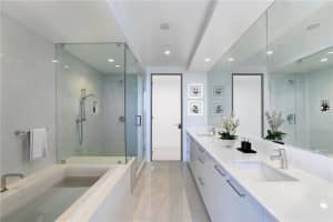 100 E Las Olas Blvd #2401, Fort Lauderdale, FL 33301, Sold 08/09/21