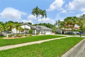 657 NW 110th Ave, Plantation, FL 33324, Sold 09/30/21