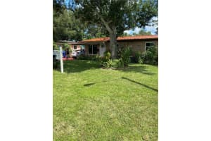 5711 Douglas St, Hollywood, FL 33021, Sold 09/17/21