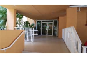 2642 Collins Ave, Miami Beach, FL 33140, Sold 10/14/21