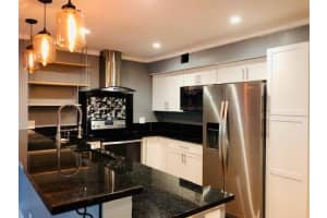 702 SE 2nd Ave, Deerfield Beach, FL 33441, Sold 12/07/21