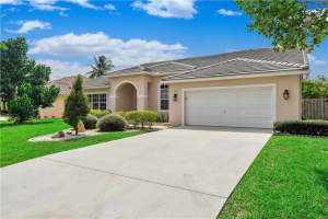 5205 NW 65th Ave, Lauderhill, FL 33319, Sold 12/03/21