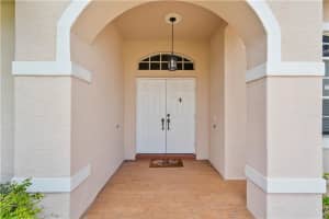 5205 NW 65th Ave, Lauderhill, FL 33319, Sold 12/03/21