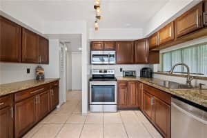 11721 Terra Bella Blvd, Plantation, FL 33325, Sold 09/24/21