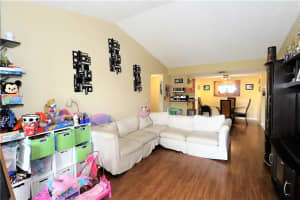 9833 Westview Dr, Coral Springs, FL 33076, Sold 09/16/21