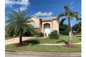 961 SW 87th Terrace, Pembroke Pines, FL 33025, Sold 09/24/21