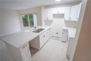 4315 SW 72nd Terrace, Davie, FL 33314, Sold 12/08/21