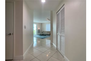 7275 SW 90th Way g312, Miami, FL 33156, Sold 11/04/21