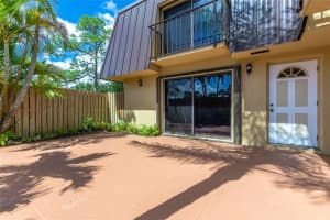 5785 SE Windsong Ln, Stuart, FL 34997, Sold 09/30/21