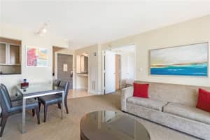 2670 E Sunrise Blvd, Fort Lauderdale, FL 33304, Sold 04/22/22