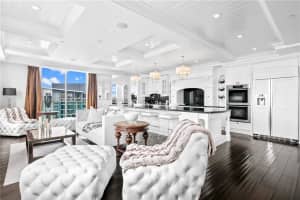 350 SE 2nd St GPH10, Fort Lauderdale, FL 33301, Sold 06/15/22