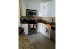 347 SW 35th Ave, Deerfield Beach, FL 33442, Sold 09/17/21