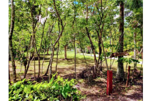 759 E Rambling Dr, Wellington, FL 33414, Sold 10/18/21