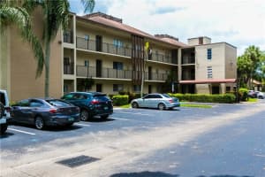 7710 NW 50th St, Lauderhill, FL 33351, Sold 12/14/21