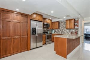 1625 NW 80th Ave, Margate, FL 33063, Sold 11/18/21