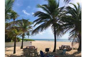 3261 S Terra Mar Dr, Pompano Beach, FL 33062, Sold 10/18/21