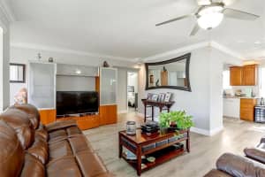 2426 Garland Cir, Hollywood, FL 33021, Sold 10/12/21