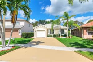 20871 NW 22nd Ct, Pembroke Pines, FL 33029, Sold 01/14/22