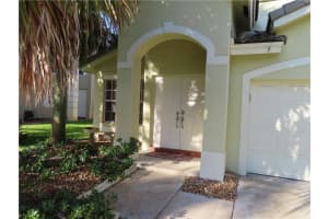 326 SW 206th Ave, Pembroke Pines, FL 33029, Sold 09/28/21