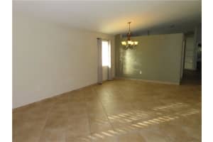 326 SW 206th Ave, Pembroke Pines, FL 33029, Sold 09/28/21