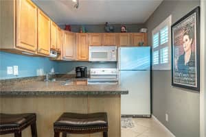 2660 NE 8th Ave, Wilton Manors, FL 33334, Sold 11/19/21